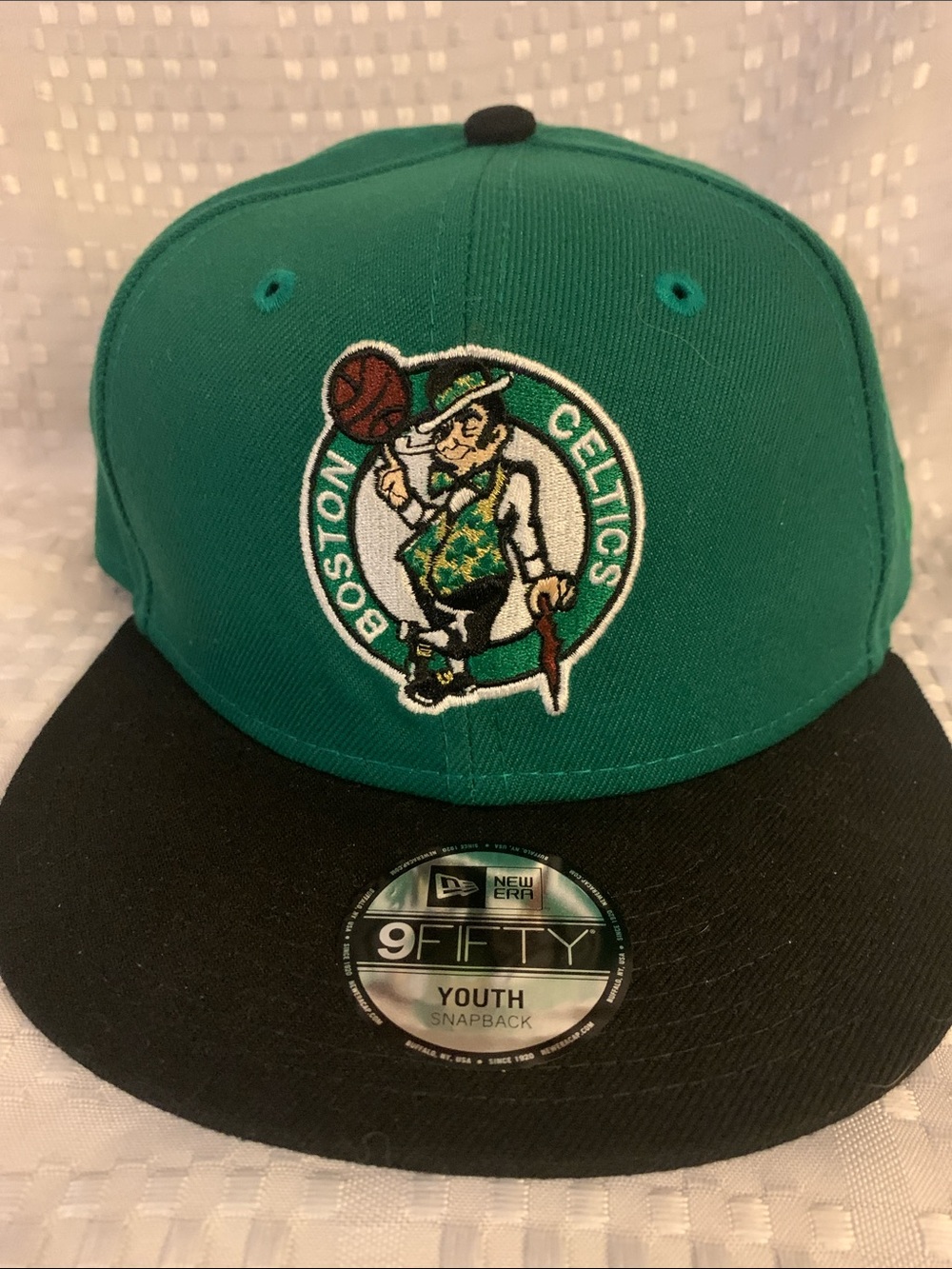 New Era Youth  Boston Celtics Green & Black Snapback Hat.